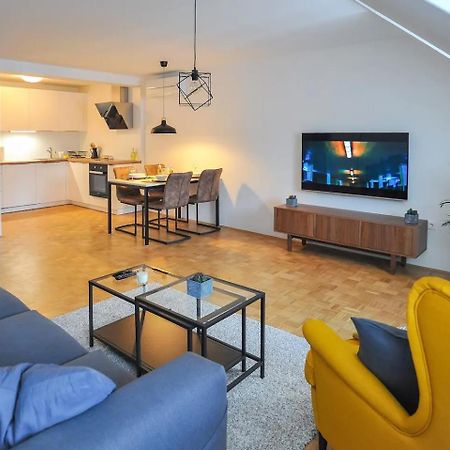 Strict City Apartments 卢布尔雅那 外观 照片