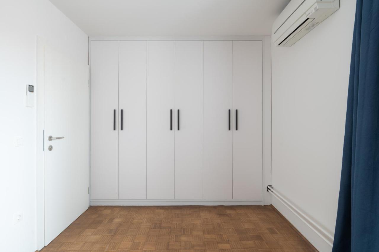 Strict City Apartments 卢布尔雅那 外观 照片